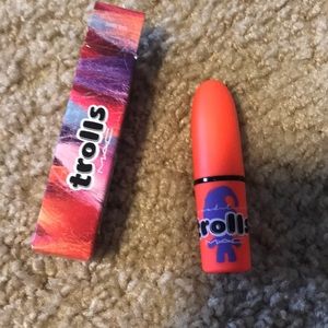 MAC Trolls collection lipstick limited edition